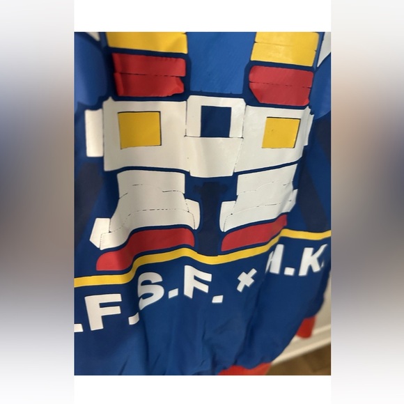 Hello Kitty X atsuko Gundam Sanrio Red Blue Bomber Medium *flaw* Read* - Picture 5 of 11